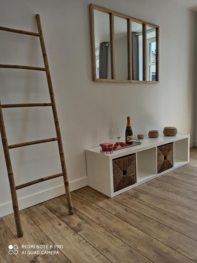 Triplex 110 M2 Centre Historique Avec Jacuzzi Dinanアパートメント エクステリア 写真