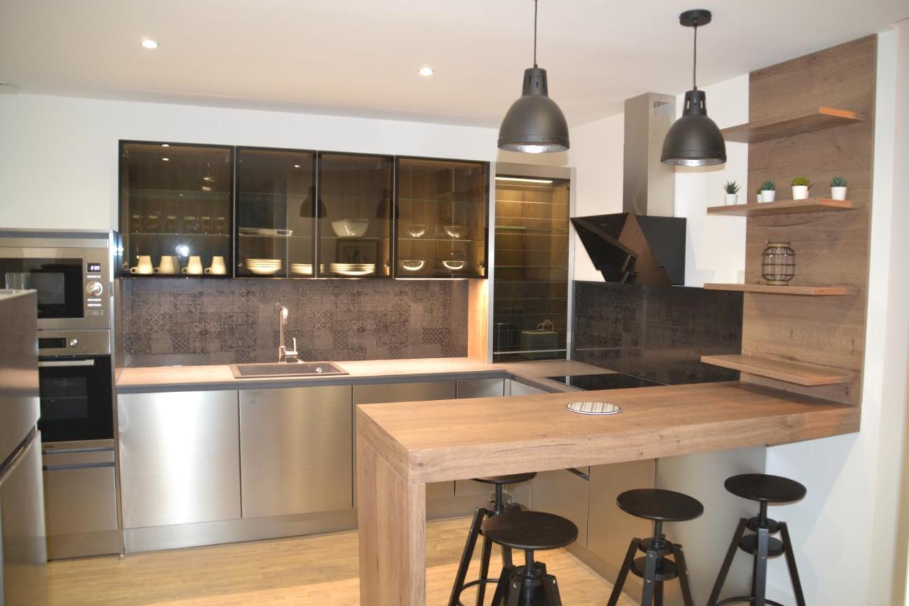 Triplex 110 M2 Centre Historique Avec Jacuzzi Dinanアパートメント エクステリア 写真